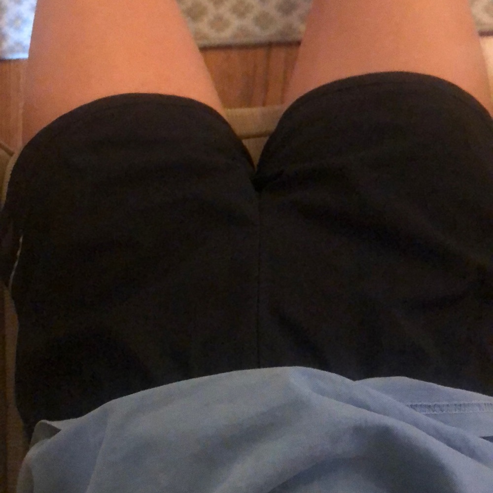 Lulu lemon black shortie short shorts size 2